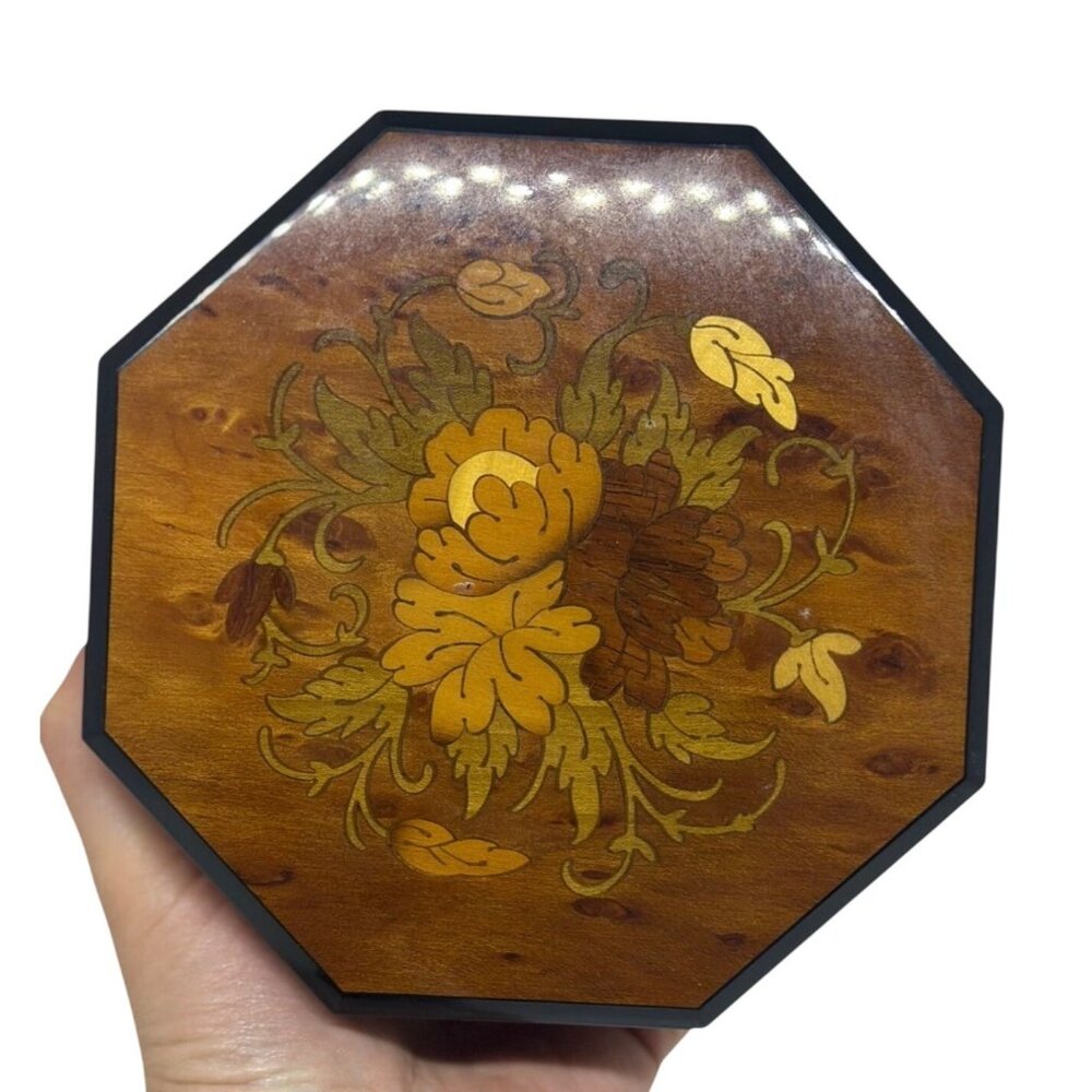 VTG Octagon Wood Inlay Floral Jewelry Box Sorrento Keepsake Velvet Interior‎